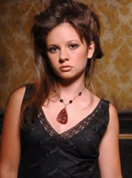 Photos de Mackenzie Rosman - Photoshoot John Sciulli - 78